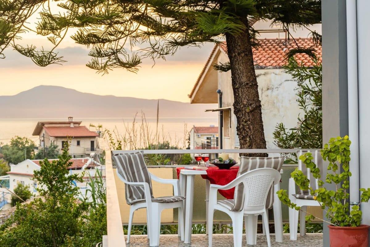 Seaside Family Haven - Avia'S Spacious Getaway Екстериор снимка